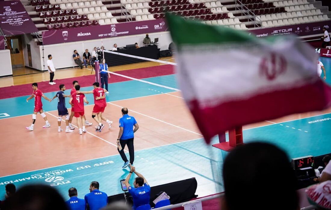 صعود مقتدرانه شاگردان صادقیانی به نیمه‌نهایی والیبال زیر ۱۷ سال جهان با شکست پاکستان