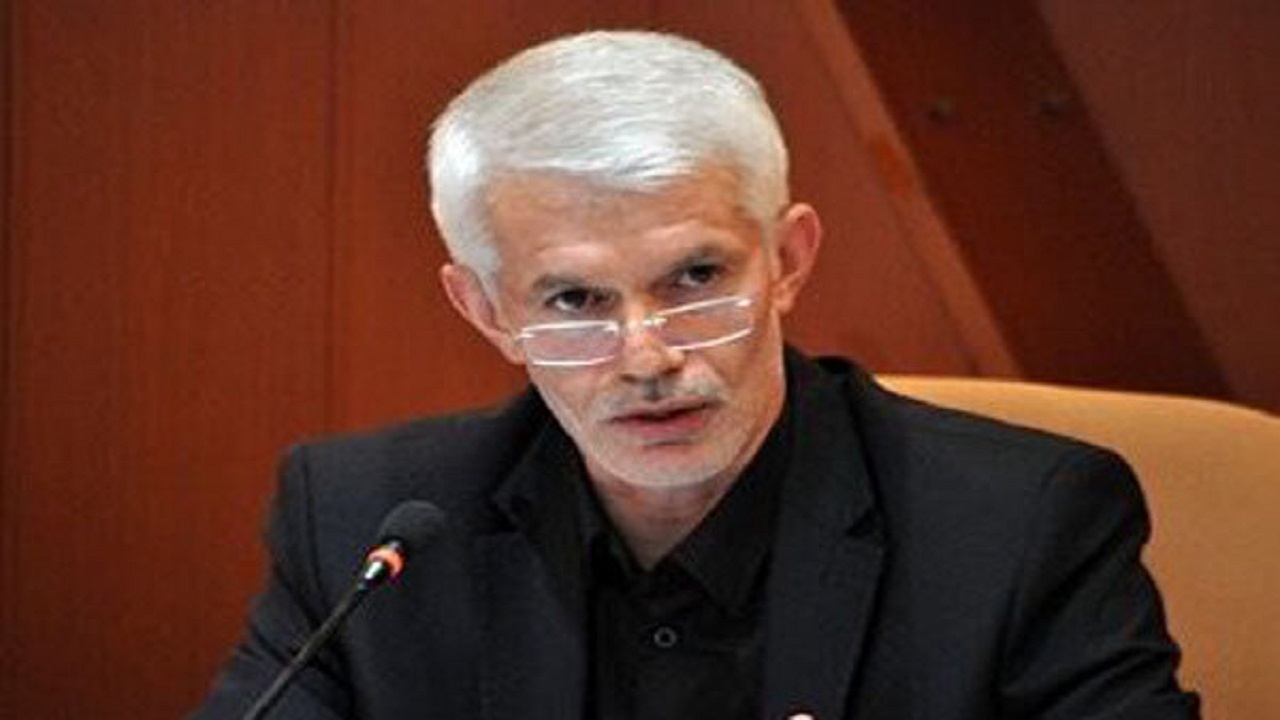 اسبقیان: دبیر با اجازه جلسه را ترک کرد