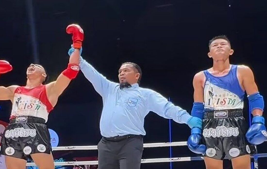 مدال طلای موی‌تای ارتش‌های جهان بر گردن فراهانی