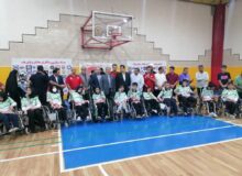 حضور وزیر ورزش در فدراسیون جانبازان و توان‌یابان