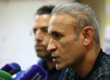 گل‌محمدی: بازی با پرسپولیس فرصت خوب جبران است؛ امیدوارم راحت گل نخوریم