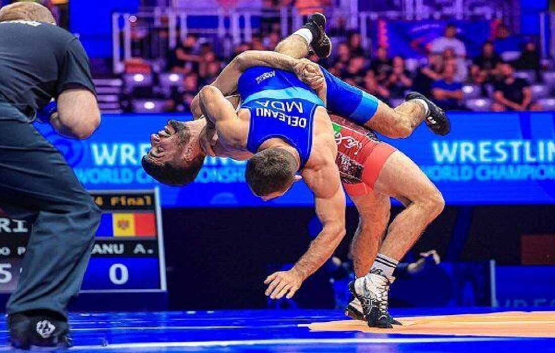 نخستین قهرمانی هم زمان تیمهای ملی کشتی فرنگی و آزاد