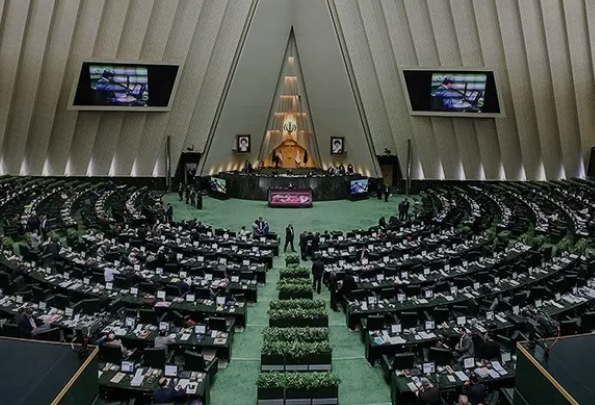 تعیین سازوکار مجازات عرضه و توزیع کنندگان مکملهای ورزشی در مجلس