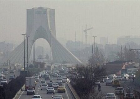 لغو مسابقات فوتبال تهران به دلیل آلودگی هوا؛ چهارشنبه بدون بازی ورزشی