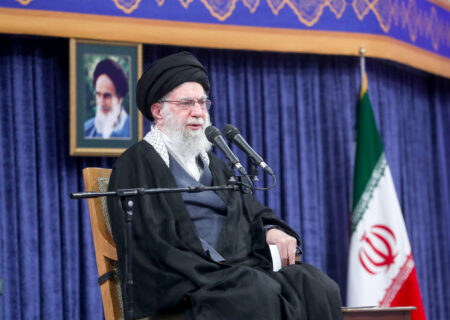 در مقابل جنگ نرم دشمن بیتفاوت نباشیم