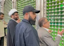 حضور رئیس هیئت عمومی مجلس اعلای اسلامی عراق در حرم مطهر امام خمینی(ره)