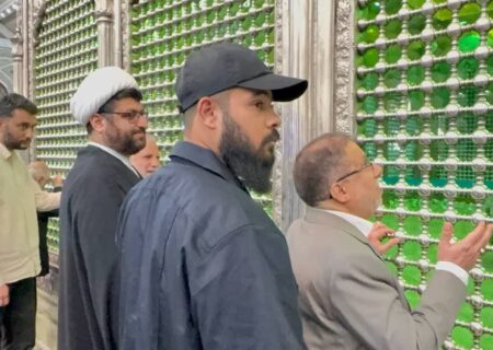 حضور رئیس هیئت عمومی مجلس اعلای اسلامی عراق در حرم مطهر امام خمینی(ره)